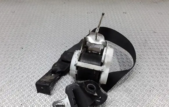 Opel Vectra C Front seatbelt