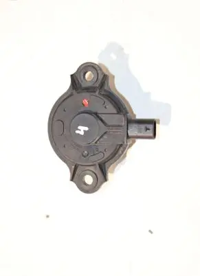 BMW 3 F30 F35 F31 Camshaft vanos timing valve 7593719