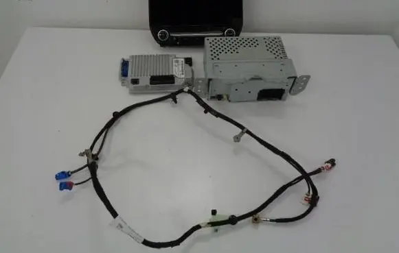 Ford Fiesta Radio/CD/DVD/GPS head unit H1BT18C815VV