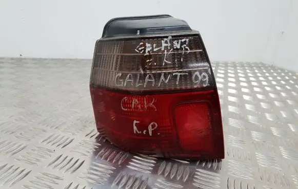 Mitsubishi Galant Rear/tail lights 22087201