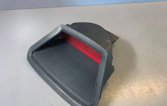BMW 7 E38 Third/center stoplight 8352788 63258352788