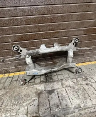 BMW 7 E65 E66 Rear subframe 2902914119 1702919836 F2057