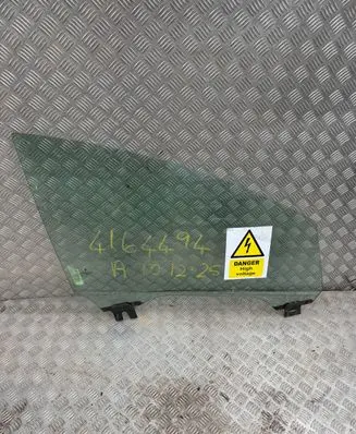 Tesla Model X Front door window glass four-door 43R004530