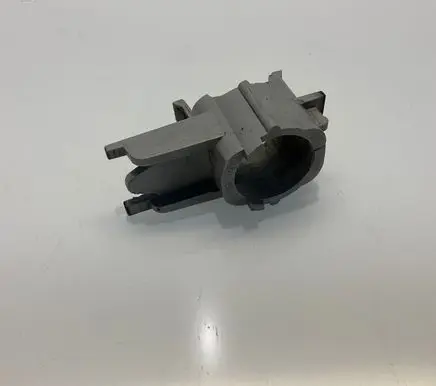 Mercedes-Benz E W211 Front parking sensor holder (PDC) A2118850267 2118850267