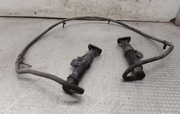 KIA Sorento Headlight washer spray nozzle 
