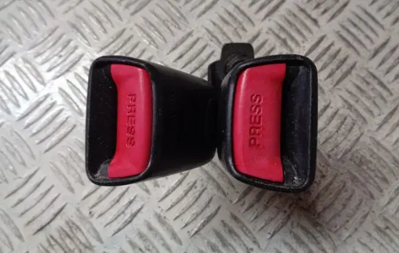 KIA Ceed Middle seatbelt buckle (rear) 0807113
