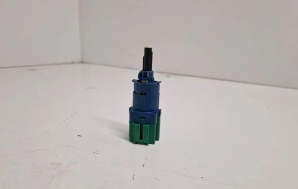 Peugeot 508 RXH Brake pedal sensor switch 9805089880