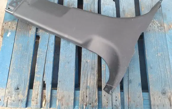 Land Rover Range Rover Velar (B) pillar trim (bottom) J8A231057A A061823