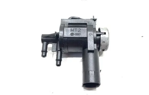 Audi Q8 Fuel pressure regulator 1K0906283A