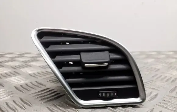 Audi A4 S4 B8 8K Dashboard side air vent grill/cover trim 8T1820902C