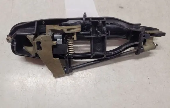 BMW 3 E46 Rear door exterior handle