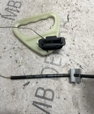BMW M4 F82 F83 Tailgate interior release/open handle 7295252