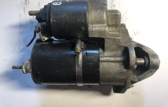 Volkswagen PASSAT B5.5 Starter motor 06B911023