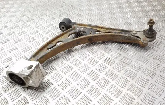 Volkswagen Touran I Front lower control arm/wishbone