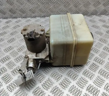 Toyota Land Cruiser (J100) Power steering pump 4431060320