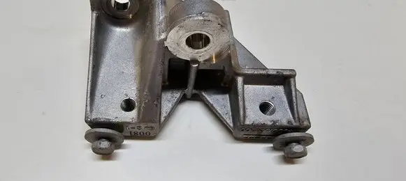Jeep Grand Cherokee WL other engine part E1490018072C0