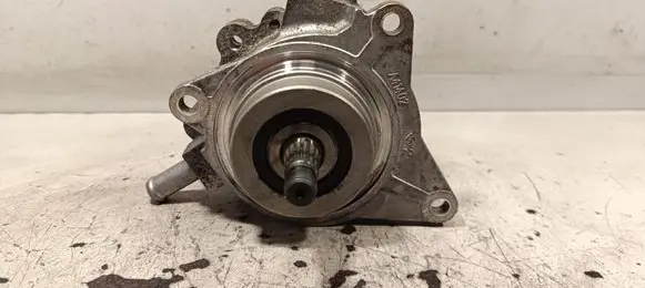 Nissan Navara D40 Vacuum pump 14650EB300 X2T56671A