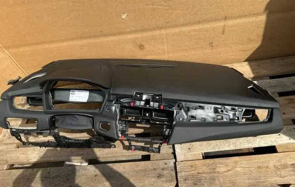 BMW 2 F45 Dashboard 9275998 9319589 9377587