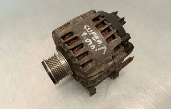 Skoda Superb B8 (3V) Generator/alternator 03L903023E 209005840 2605717A