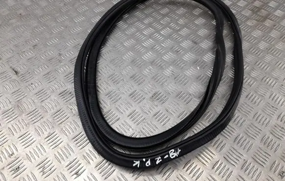 Audi A8 S8 D4 4H Front door rubber seal 4H0831721F