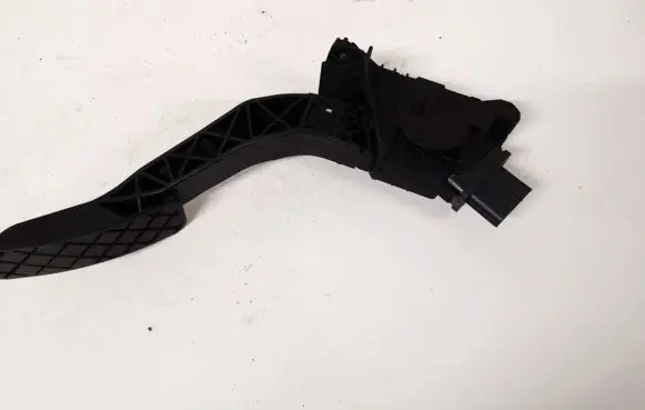 Audi A3 S3 8V Accelerator throttle pedal 5q2723503d 6pv010621-05