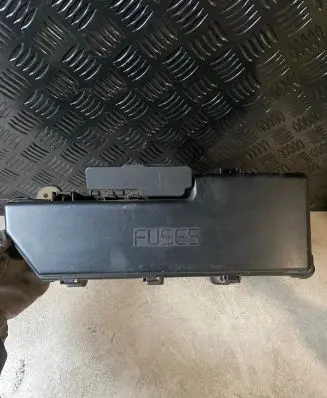 Volvo XC70 Fuse box set 9494210