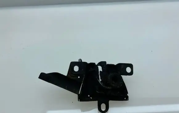 Subaru Legacy Engine bonnet/hood lock/catch 57310AG010 57310AG
