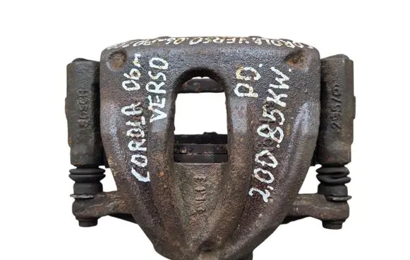Toyota Corolla Verso E121 Front brake caliper 