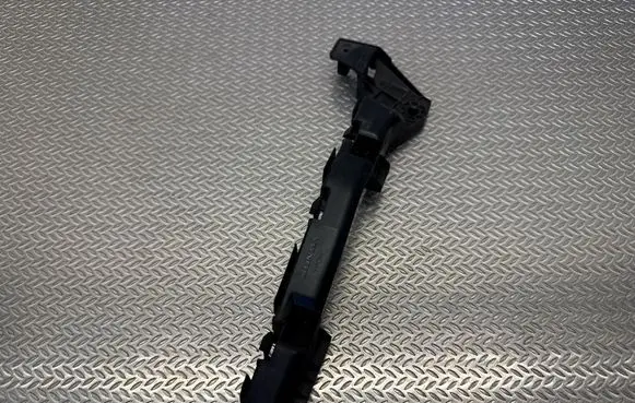Honda CR-V Front bumper mounting bracket 712803B4
