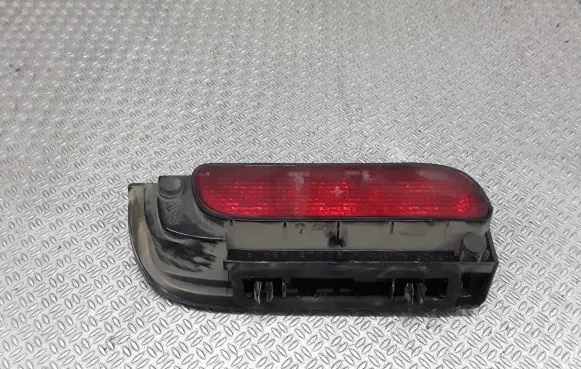 Peugeot Partner Third/center stoplight 4502311