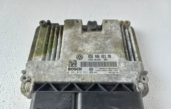 Volkswagen PASSAT B6 Engine control unit/module 03G906021MR