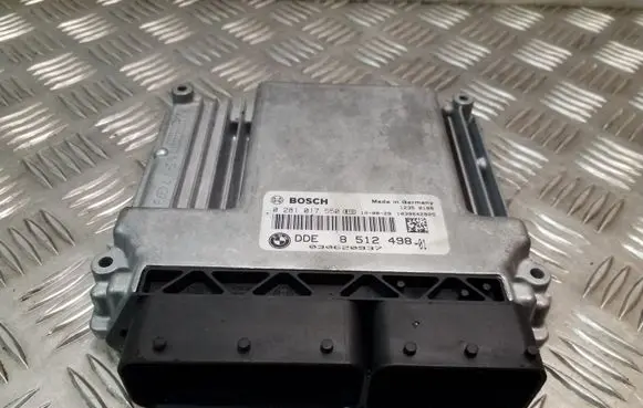 BMW 1 E81 E87 Engine control unit/module 0281017550 8512498