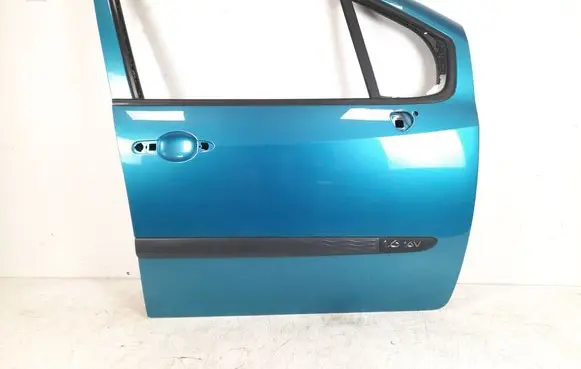 Renault Modus Front door