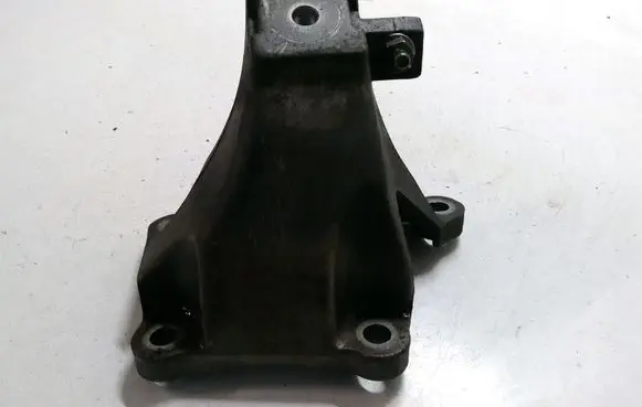 Audi A6 S6 C6 4F Engine mounting bracket 4F0199308N