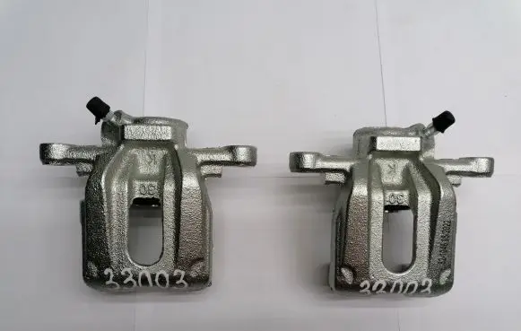 Mercedes-Benz Vaneo W414 Rear brake caliper A4144200083 A4144200183