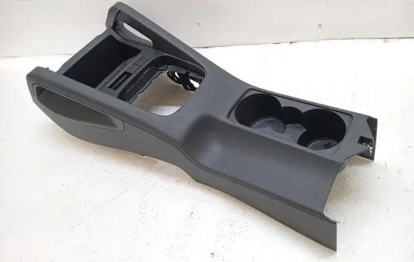 Volkswagen Golf V Center console 1K0863243A