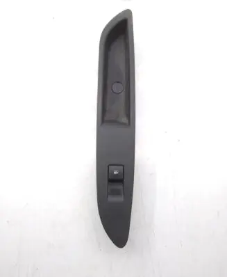 Opel Mokka Electric window control switch 13301888
