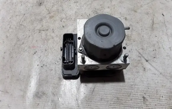 Mercedes-Benz CLA C117 X117 W117 ABS Pump A0094316412