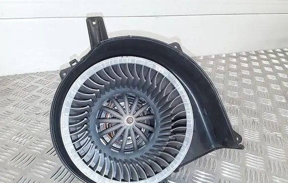 Audi A1 Heater fan/blower 6r2819015