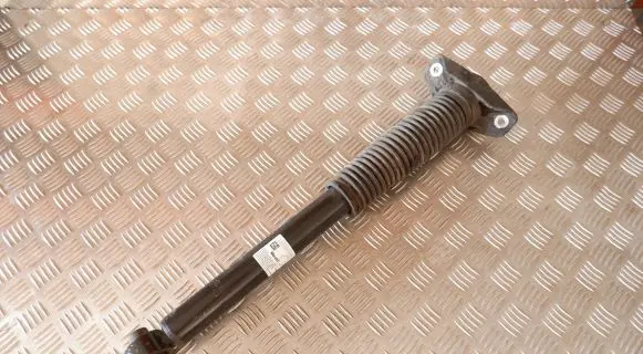 Hyundai Tucson TL Rear shock absorber/damper 55300D7000