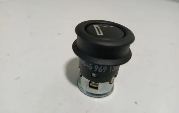BMW 5 F10 F11 Cigarette lighter 6969134