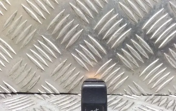 Fog light switch