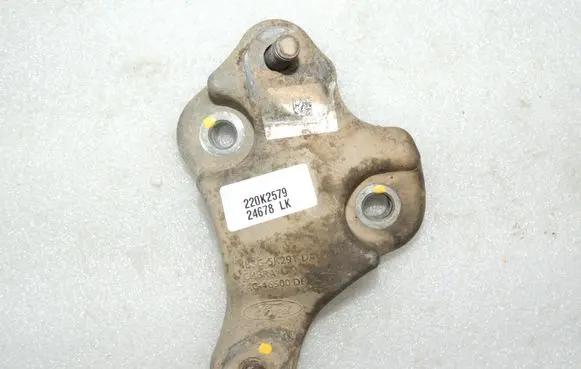 Ford Ranger Muffler mount bracket/holder 2179362 JB3G5K291DA