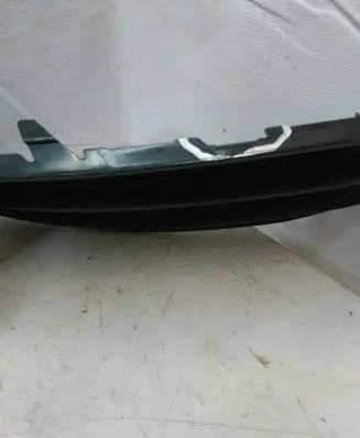 Audi Q3 8U Front bumper lower grill 8U0807682Q