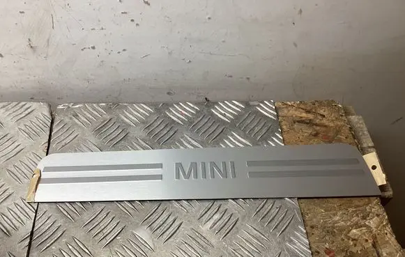 Mini Cooper Countryman R60 Front sill trim cover 51779800665