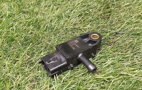 Opel Zafira C Air pressure sensor 55566186