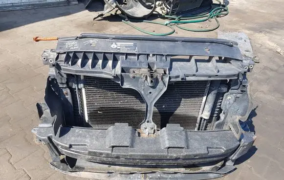 Volkswagen Tiguan Radiator support slam panel