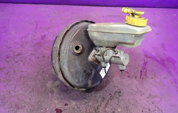 Seat Alhambra (Mk1) Master brake cylinder