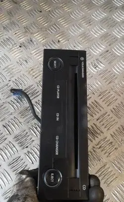 CD/DVD changer