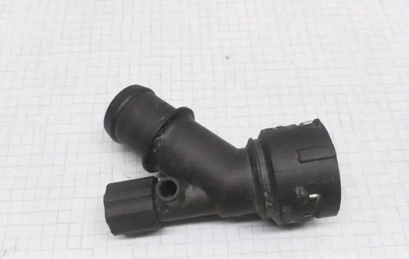 Volkswagen Golf IV Engine coolant pipe/hose 1J0121619A